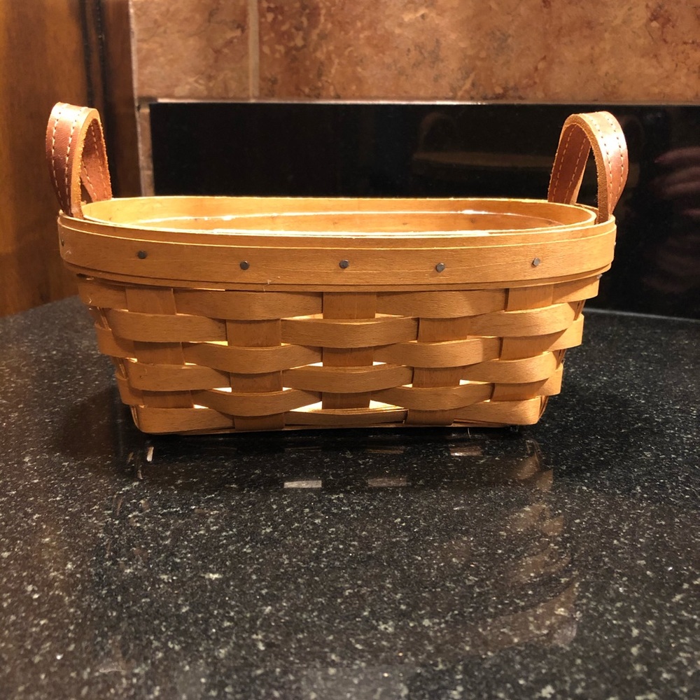 2004 Longaberger basket
